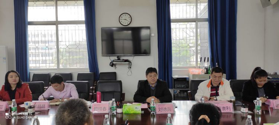 琼台师范学院管理学院财务管理团队赴海南大学应用科技学院调研513.png